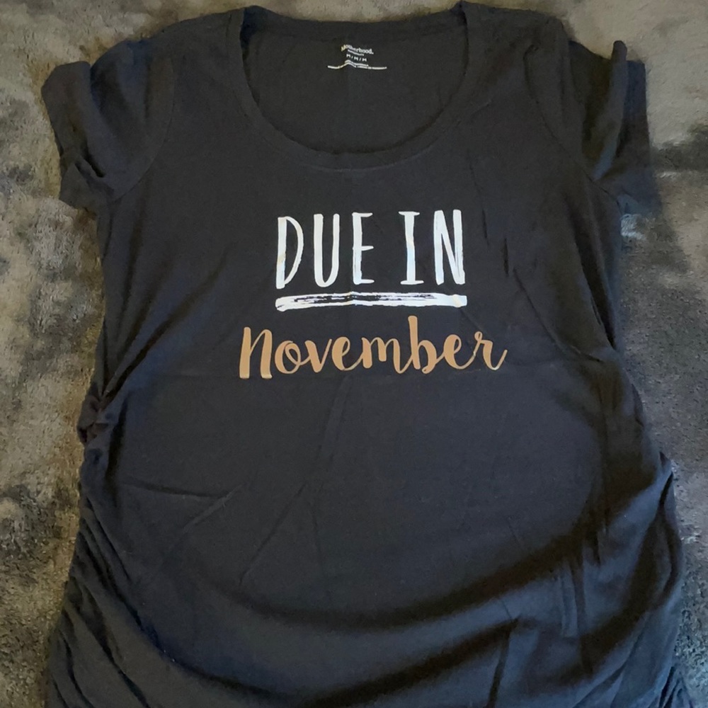 Black “Due in November” shirt maternity